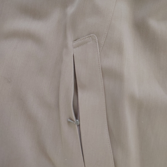 Sanyo New York Trench Coat - Picture 9 of 9